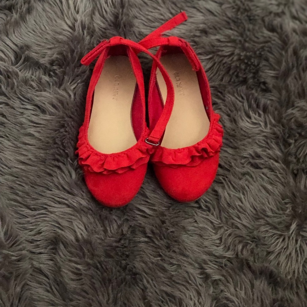 Girl shoes